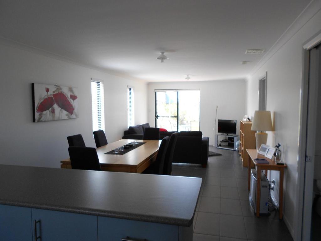 Cosy Corner Beach Cottages Kronkup Δωμάτιο φωτογραφία
